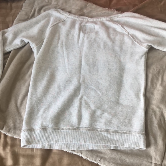 American Eagle off the shoulder lightweight speckled swatershit. sz xs - Picture 5 of 6
